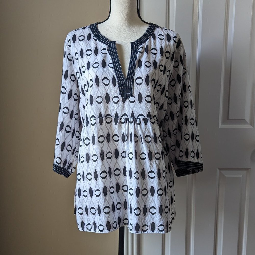 Lily Stanhope 1X black white V-neck 100% linen tunic